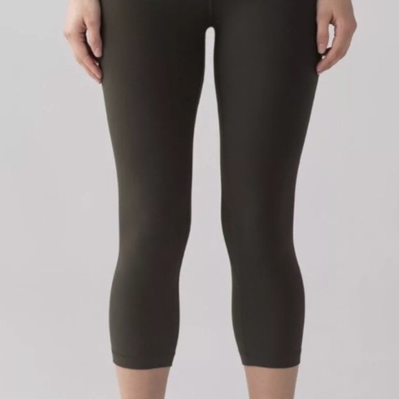 NWT 💞💞LULULEMON ALIGN CROP NULU NAKED DARK OLIVE - Picture 4 of 4